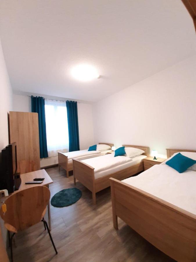 Sam - Gasthaus.Md Magdeburg Bagian luar foto