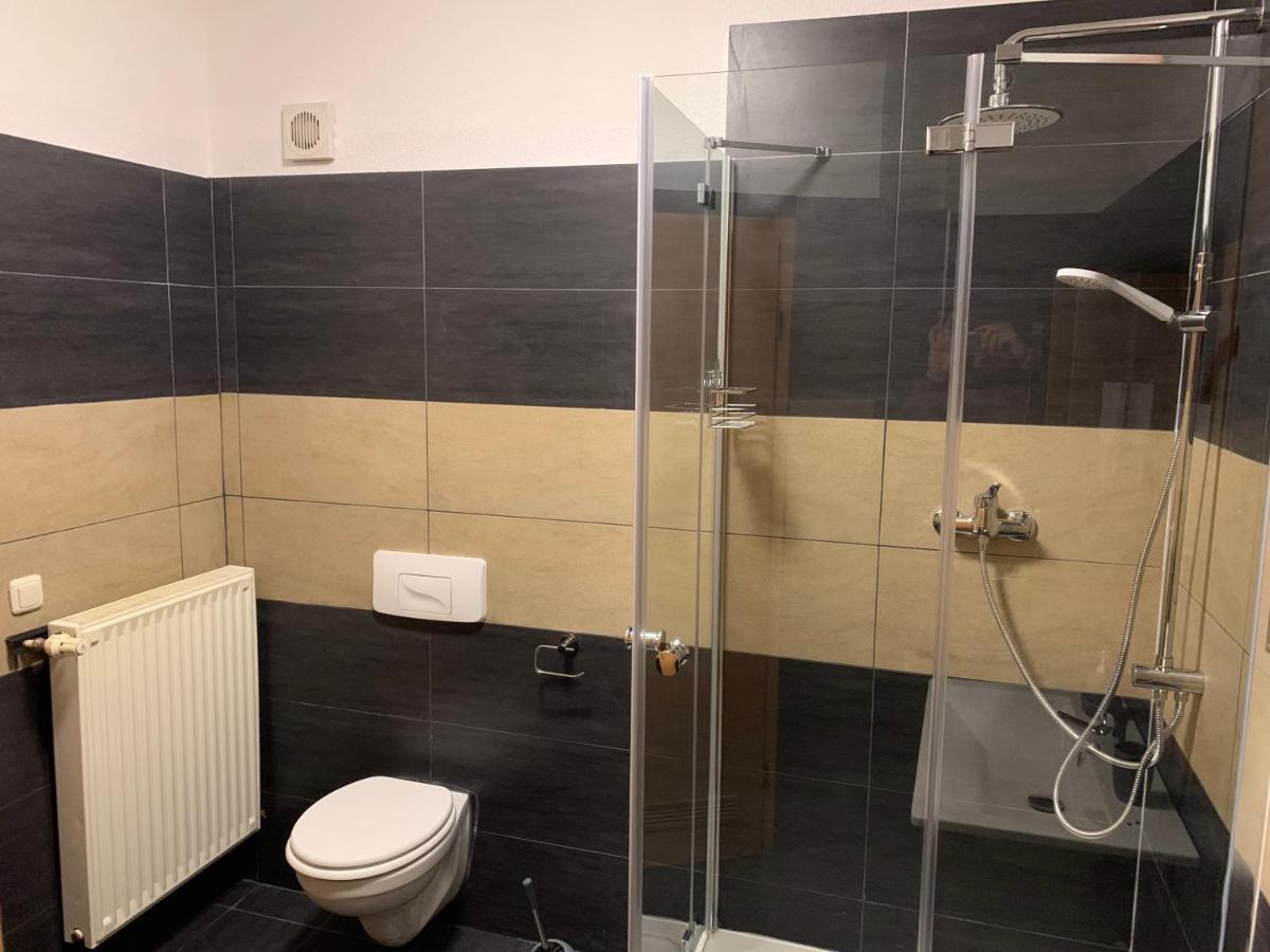 Sam - Gasthaus.Md Magdeburg Bagian luar foto